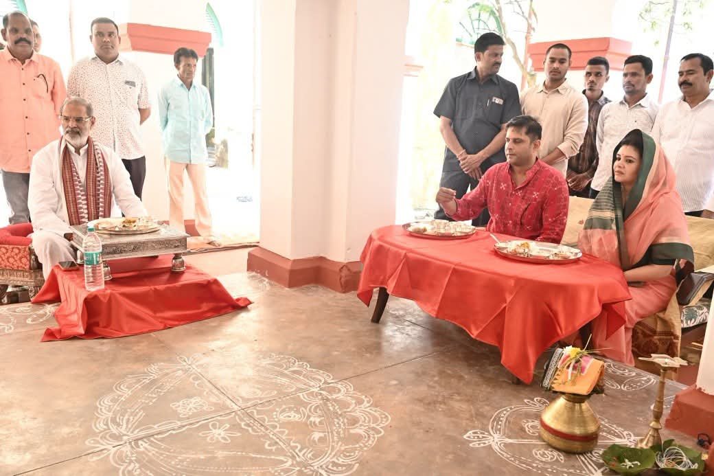 बलांगीर राजमहल में नुआखाई: सिंहदेव परिवार ने मनाया नवअन्न पर्व, लोगों से किया ‘नुआखाई जुहार’